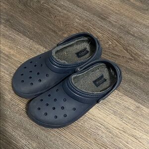 CROCS Women’s Navy Blue Lined Mules & Clogs Size 6